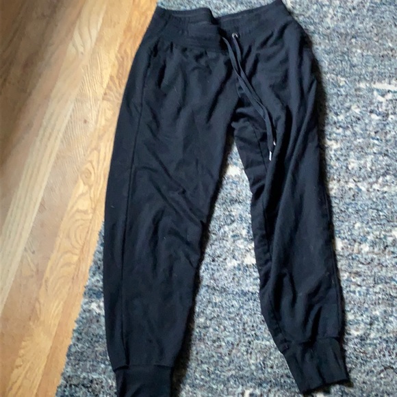 Black sweatpants - Picture 1 of 3